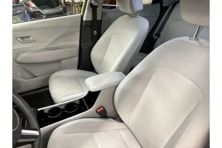 $23679 : Hyundai KONA 2024 AWD SEL 4d image 10