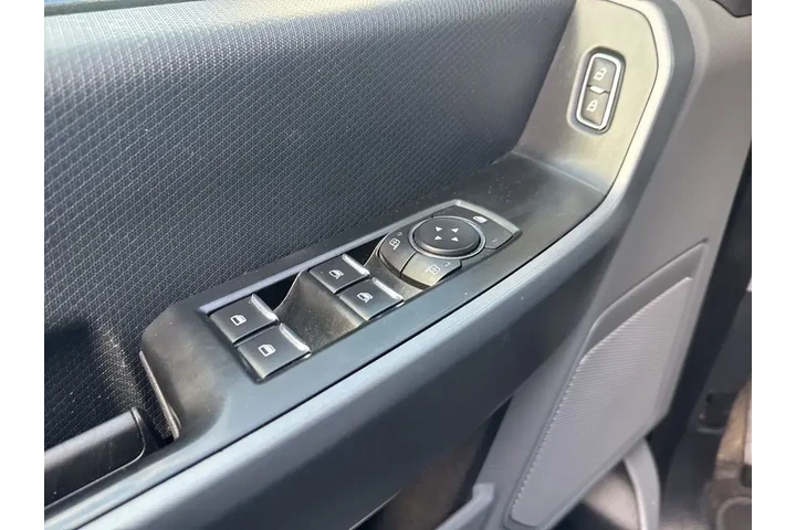 $36500 : Ford F-150 2021 4x4 XLT 4dr image 7