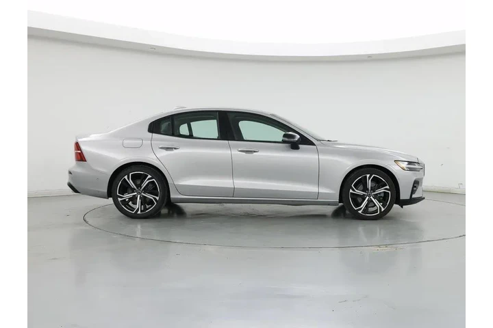 $23998 : Volvo S60 2024 B5 Plus Dark image 7