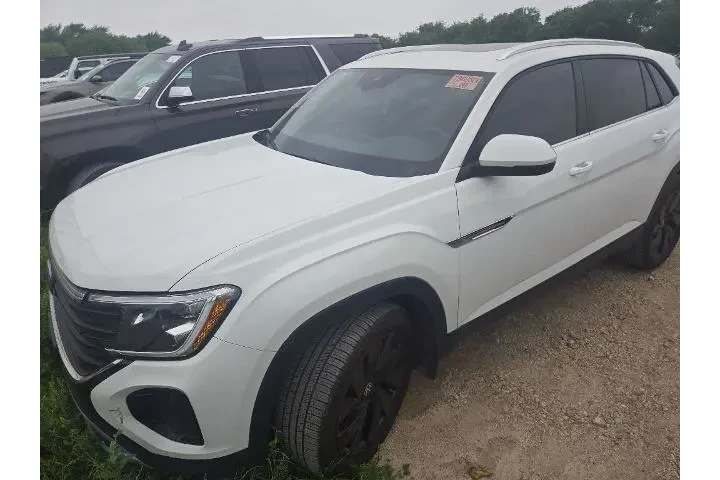 $36067 : Volkswagen Atlas Cross Sport image 1