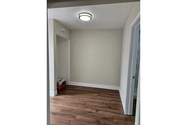 $2400 : Renta Departamento (Anaheim) image 7