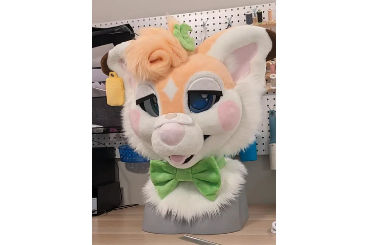 $500 : Fursuits For Sale image 3