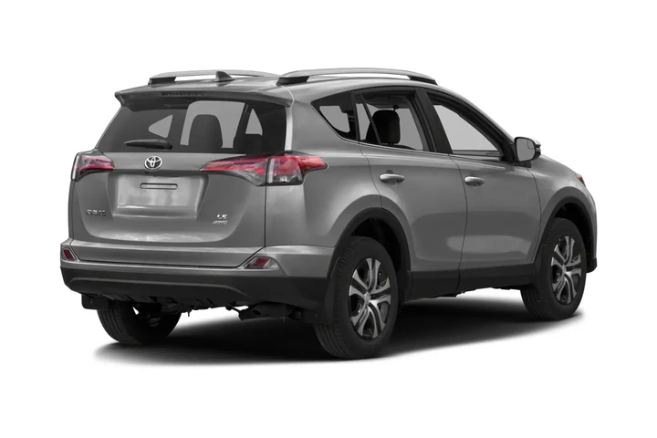 2016 RAV4 LE image 2