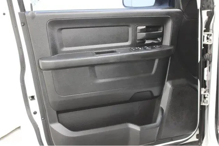 $19982 : Ram 2500 2020 4x4 Tradesman image 5