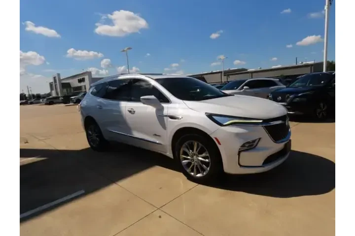 $35945 : Buick Enclave 2023 Avenir 4d image 6