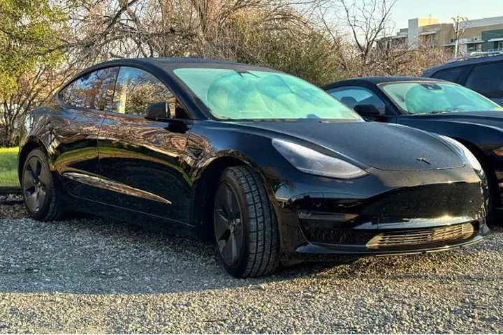 $24999 : Tesla Model 3 2021 AWD Long image 2