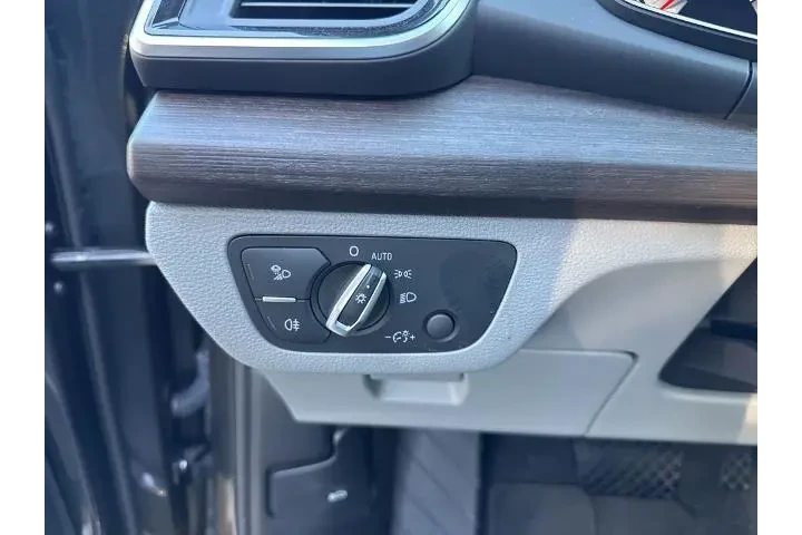 $31055 : Audi Q5 2023 AWD quattro S l image 10