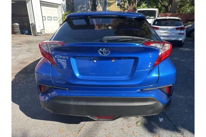 $12995 : 2018 C-HR XLE image 6