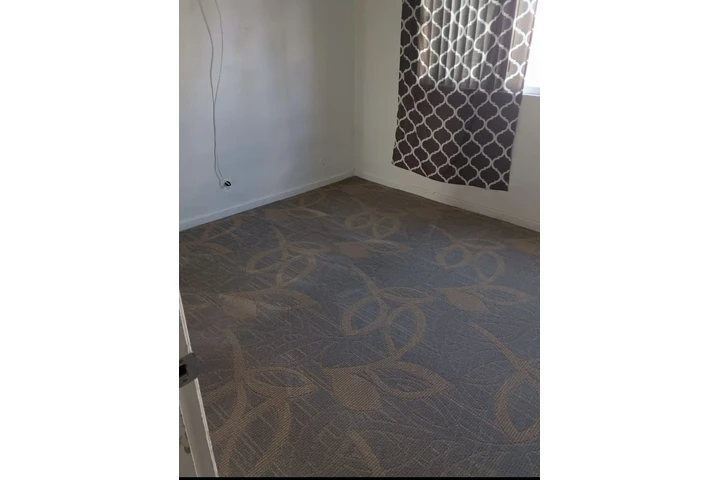 $950 : Se Renta Cuarto,Disp. 1 Agosto image 1