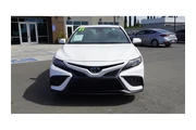 $25484 : 2021 Camry SE Sedan 4D thumbnail