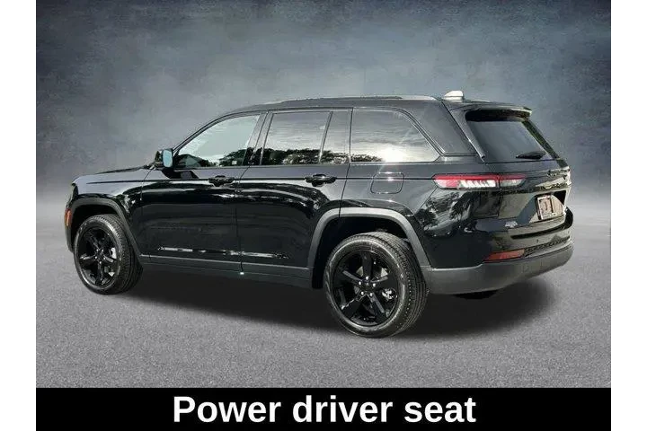 $37986 : Jeep Grand Cherokee 2024 4x2 image 9