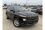2017 Cherokee Limited 4WD thumbnail