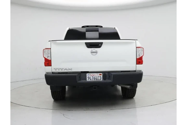 $25998 : Nissan Titan 2017 4x2 SV 4dr image 6