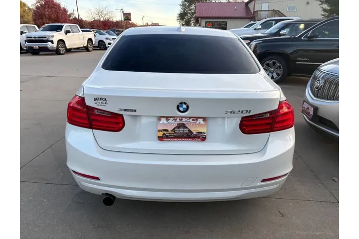 $7950 : 2014 BMW 3 Series 320i xDrive image 6