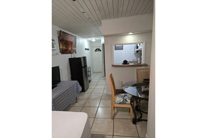 $1200 : RENTO EFFICIENCY (ESTUDIO) image 6