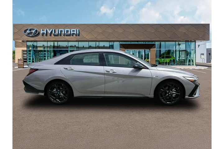 $22394 : Hyundai ELANTRA 2024 N Line image 9
