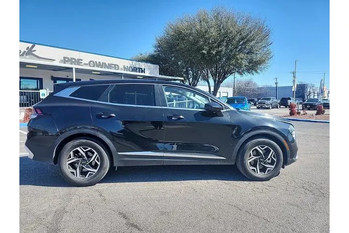 $21998 : Kia Sportage 2024 LX 4dr SUV image 2