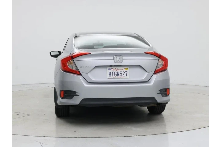 $15998 : Honda Civic 2017 LX 4dr Seda image 6