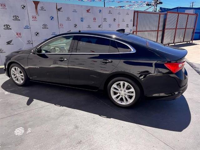 $11995 : Used 2016 Malibu 4dr Sdn LT w image 6