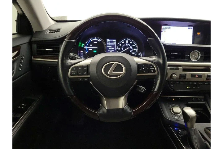 $23998 : Lexus ES 300h 2016 4dr Sedan image 10