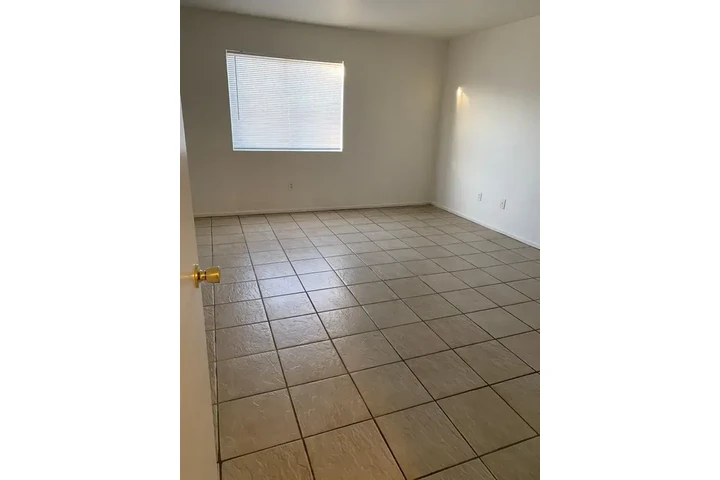 $1200 : North Las Vegas -Available image 8