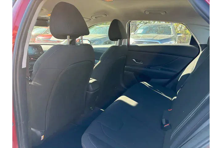 $20050 : Hyundai ELANTRA 2022 SEL 4dr image 6