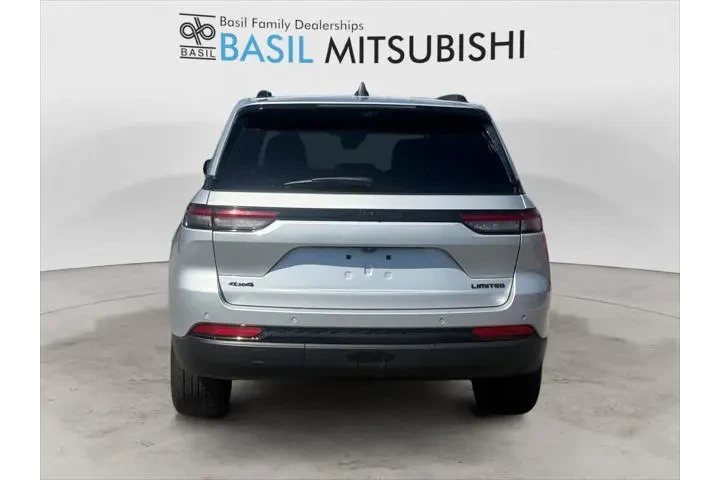 $36260 : Jeep Grand Cherokee 2024 4x4 image 4