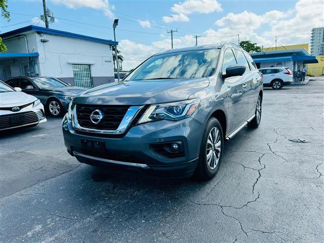 $1999 : NISSAN PATHFINDER SL image 2