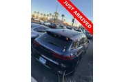 $33500 : Genesis GV70 2023 AWD 2.5T S thumbnail