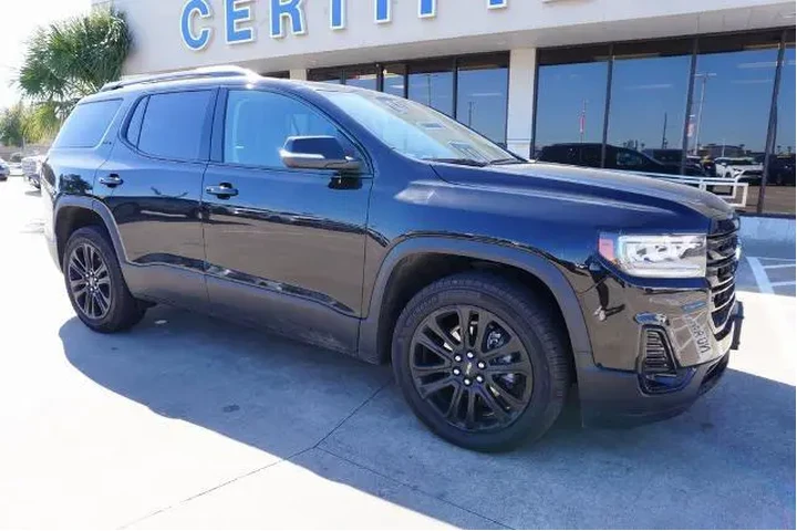 $33988 : GMC Acadia 2023 4x4 SLT 4dr image 1