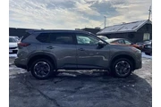 $22850 : Nissan Rogue 2025 SV 4dr Cro thumbnail