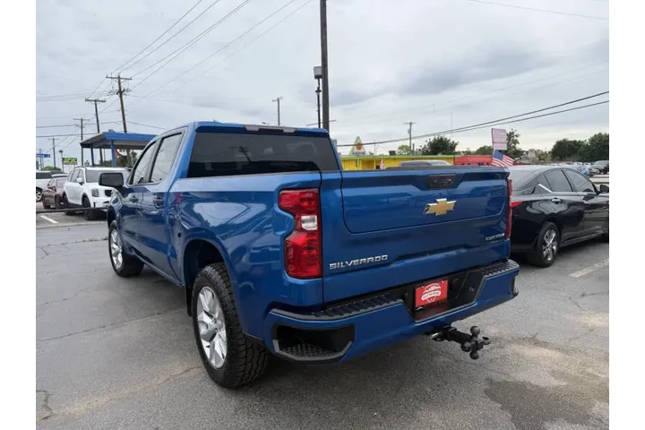 $21995 : 2022 Silverado 1500 Custom image 8