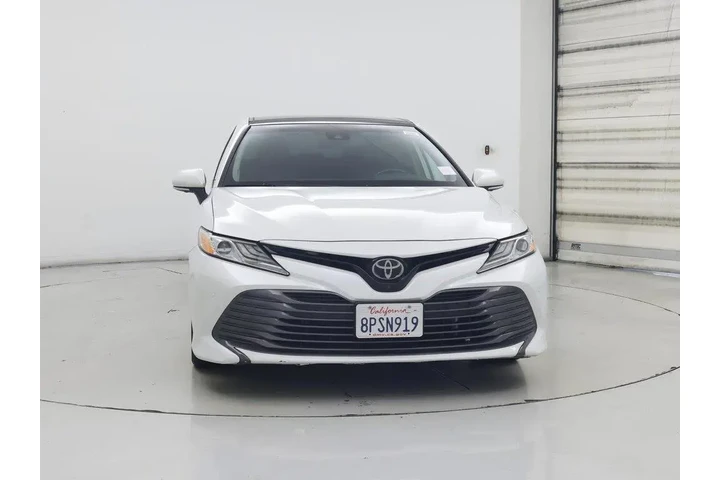 $25998 : Toyota Camry 2020 XLE V6 4dr image 5