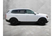 $26926 : Kia Telluride 2022 SX 4dr SU thumbnail