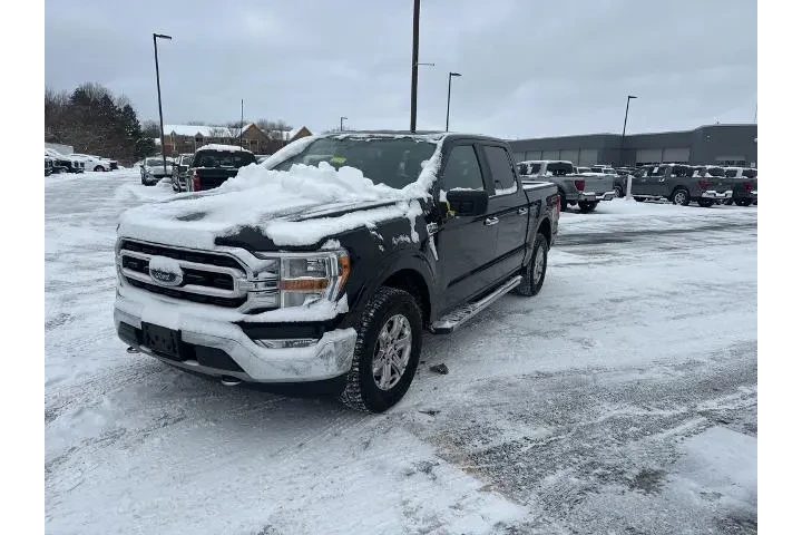 $32191 : Ford F-150 2021 4x4 XL 4dr S image 1