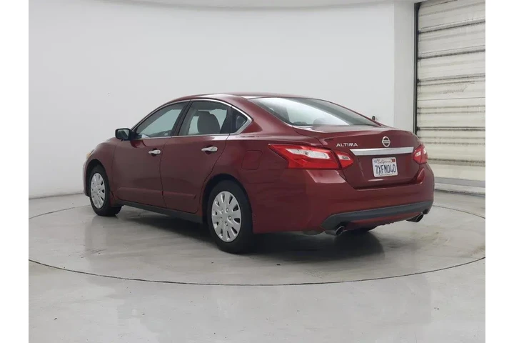 $13599 : Nissan Altima 2017 2.5 S 4dr image 2