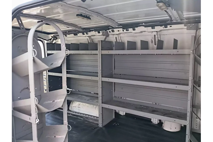 $18995 : 2018 CHEVROLET EXPRESS 2500 C image 4
