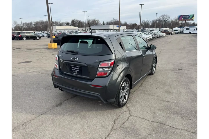 $6980 : 2018 Sonic 5dr HB Auto LT w/1 image 2