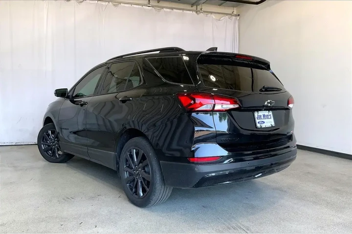 $27595 : Chevrolet Equinox 2024 4x4 R image 5