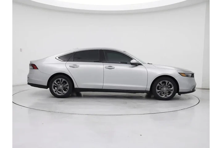 $25998 : Honda Accord 2024 EX 4dr Sed image 7