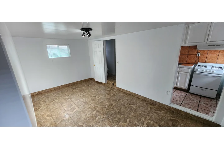 $1750 : 1Rec/1Ba + Utilidades Incl. image 5