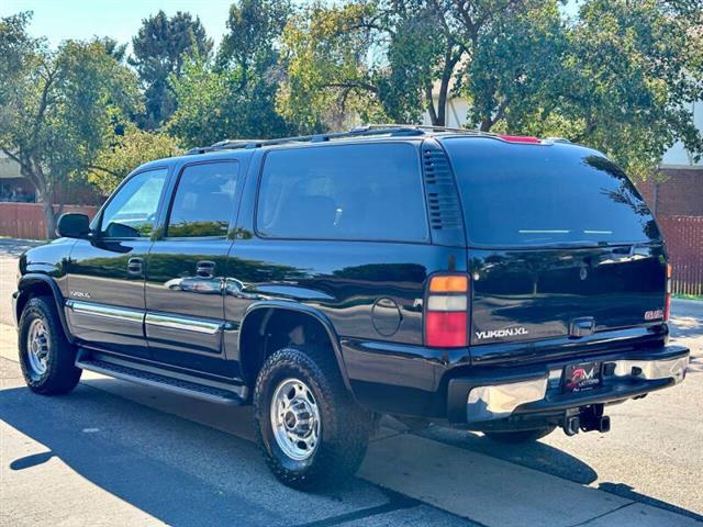 $9975 : 2005 GMC Yukon XL 2500 SLT image 8