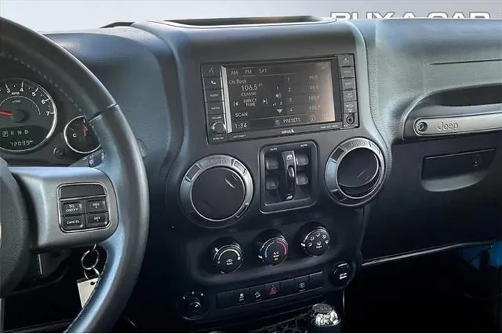 $18998 : Jeep Wrangler Unlimited 2017 image 6