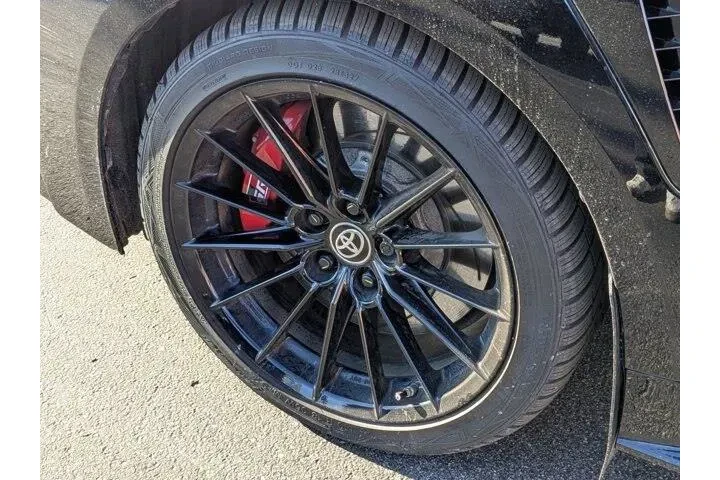 $36329 : Toyota GR Corolla 2024 AWD P image 10