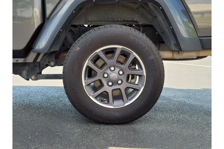 $30395 : Jeep Gladiator 2023 4x4 Over image 9