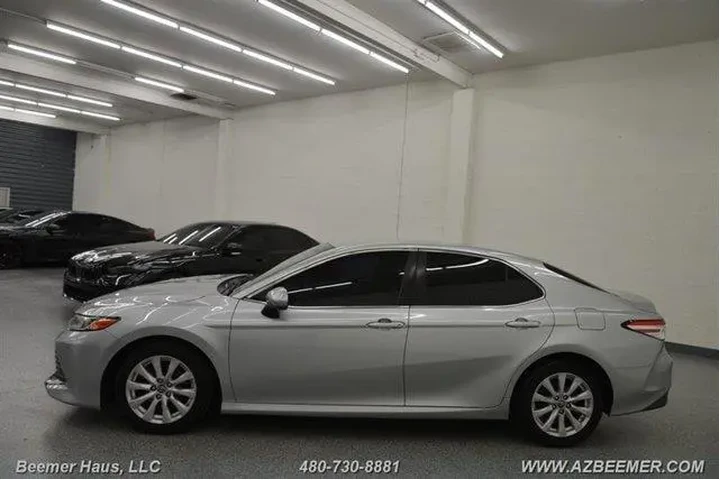 $14998 : Toyota Camry 2018 LE 4dr Sed image 4