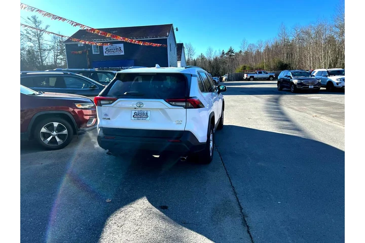 $23900 : Toyota RAV4 2020 AWD XLE 4dr image 7