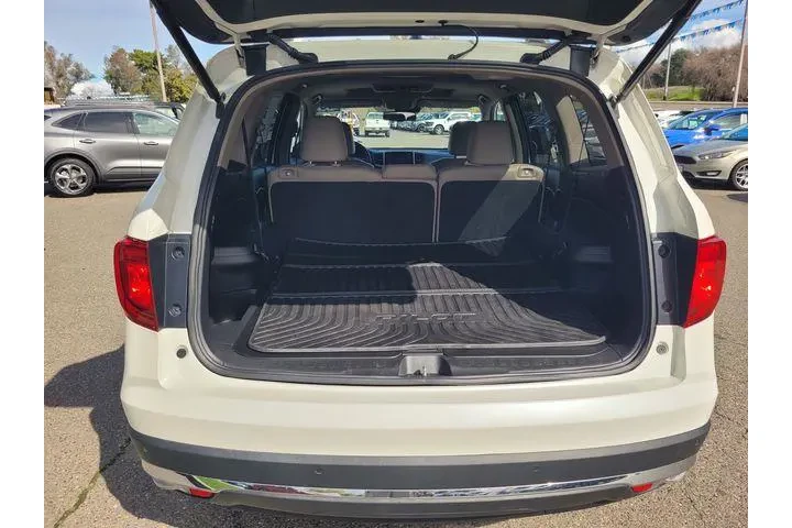 $18587 : Honda Pilot 2016 Touring 4dr image 8