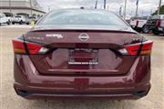 $23988 : 2024 Altima 2.5 SV thumbnail