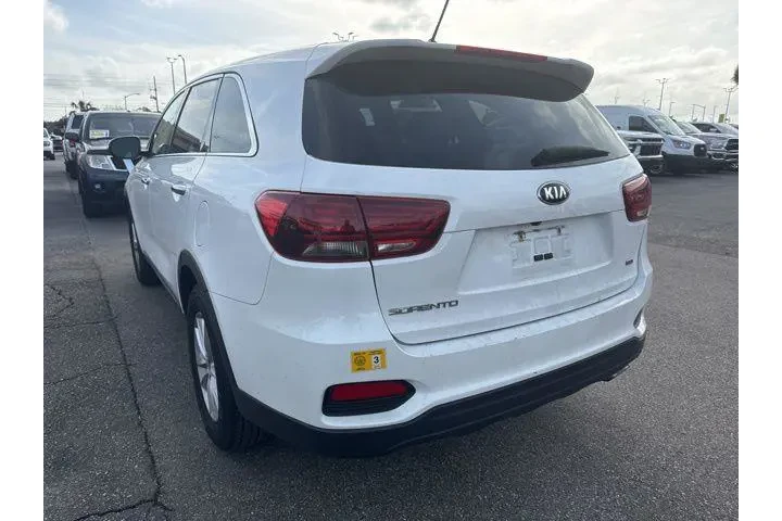 $11193 : Kia Sorento 2019 AWD LX 4dr image 6